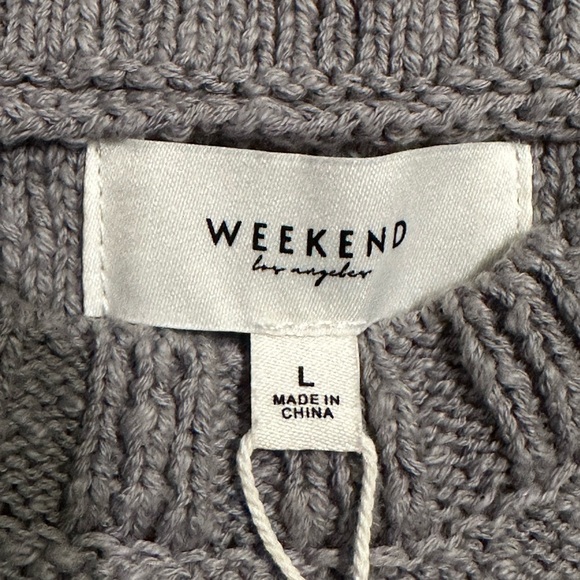 NWT Weekend Los Angeles Women's Knit Top in Dusty Blue - Picture 5 of 10